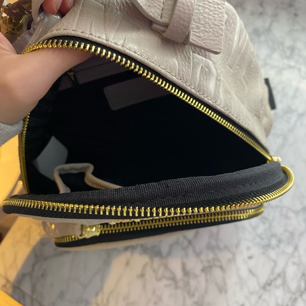 mini backpack - Picture 3 of 3